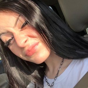 Meet your Posher, Isabella